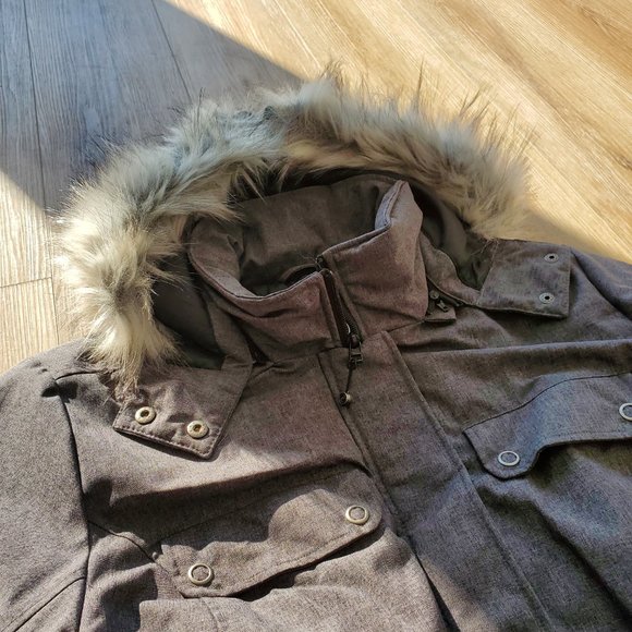 Womens winter jacket - Picture 2 of 12